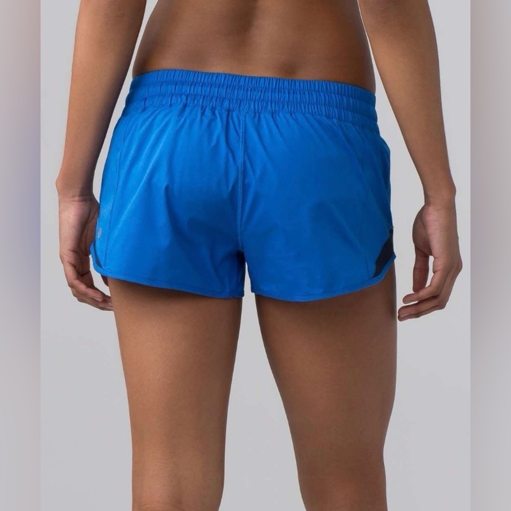 Lululemon Hotty Hot Short II *2.5" in Lakeside Blue - Picture 3 of 8